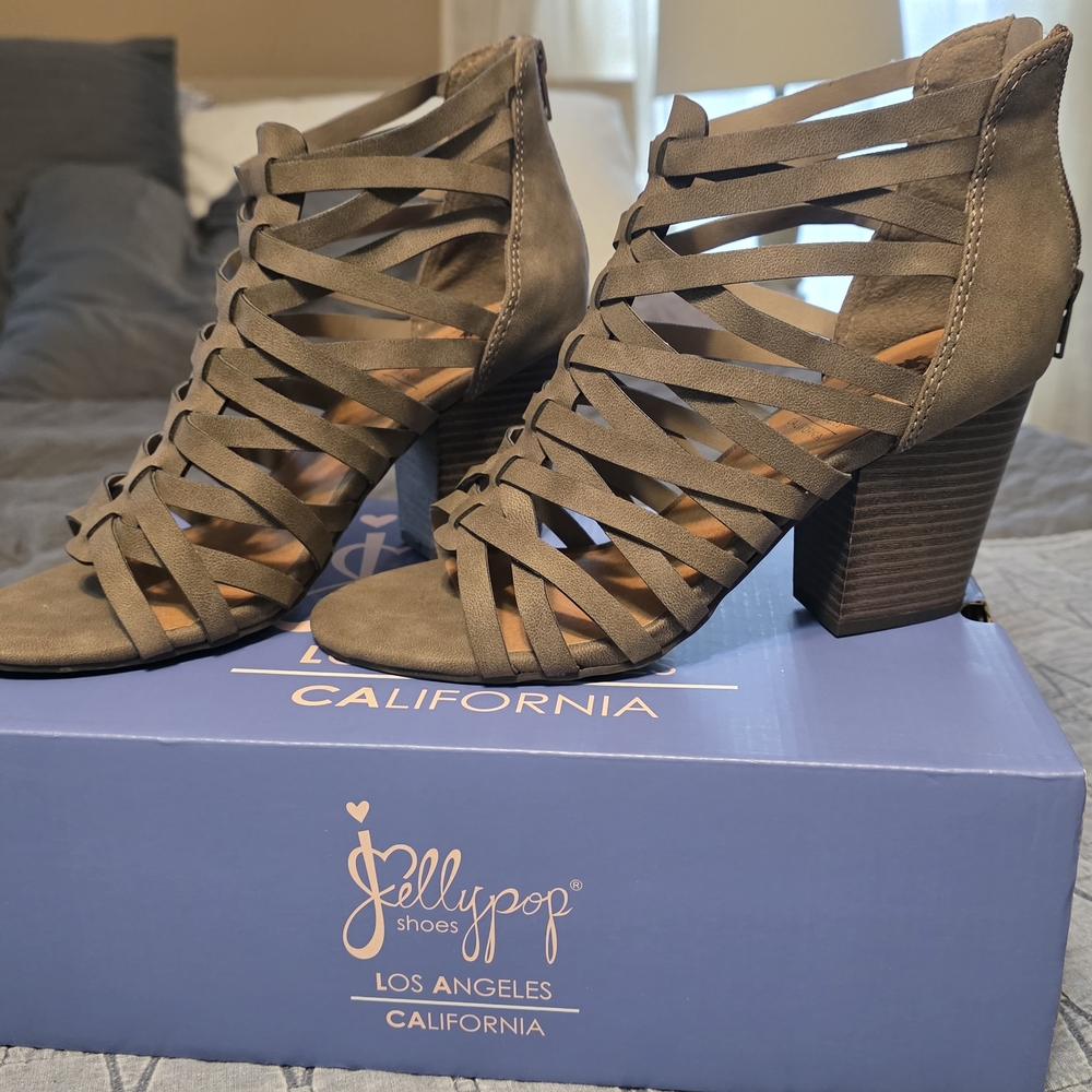 Jellypop Women's Olive Strappy Heels
